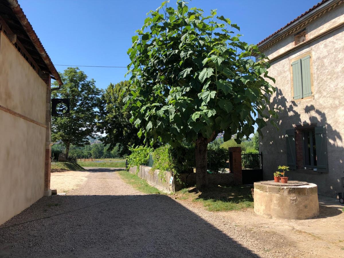 Gite A La Ferme De Verdurette Cordes-Sur-Ciel Exterior foto